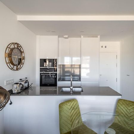 Malaga Skyline 1 Pool & Parking Free Apartment Екстериор снимка