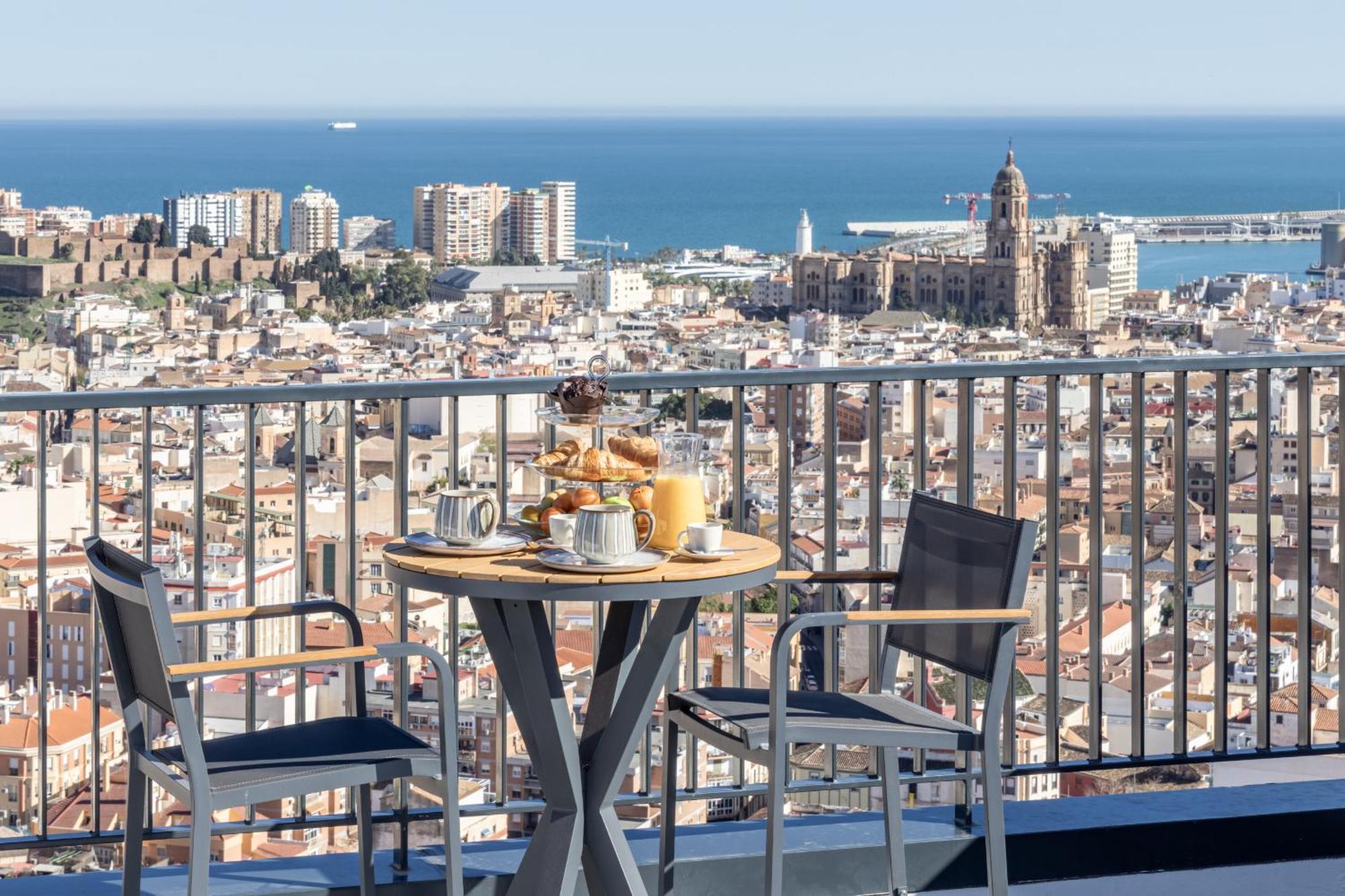 Malaga Skyline 1 Pool & Parking Free Apartment Екстериор снимка